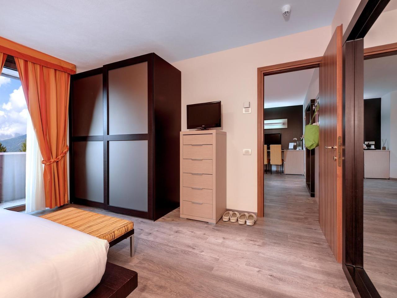 Luna Wellness Hotel โฟลการีดา ภายนอก รูปภาพ