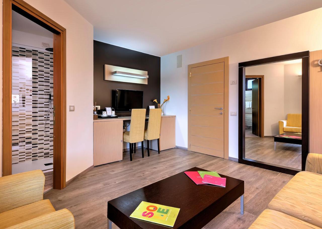 Luna Wellness Hotel โฟลการีดา ภายนอก รูปภาพ